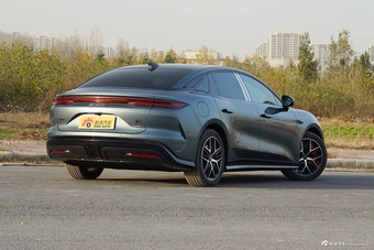 2025款汉L EV 四驱激光雷达旗舰型