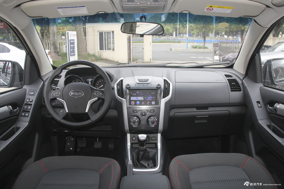 2018款庆铃TAGA 3.0T 手动两驱豪华版