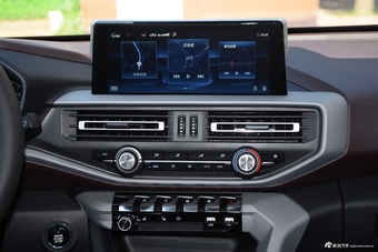 2020款长安凯程F70 2.0T 手动四驱行政版国V标轴