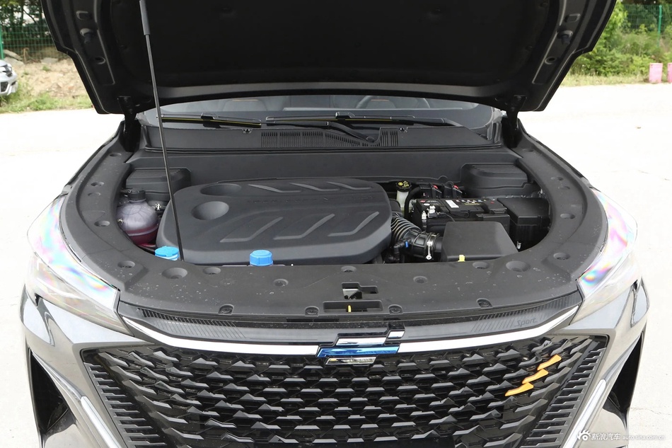 2023款长安欧尚X5 PLUS 改款 1.5T DCT先锋型
