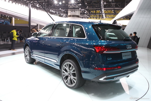 奥迪Q7