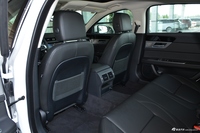 2019款捷豹XFL 2.0T自动两驱200PS风华版