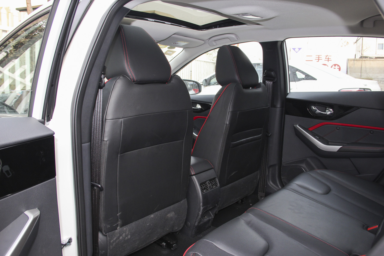 2019款启辰D60 1.6XV CVT智联豪华版国V