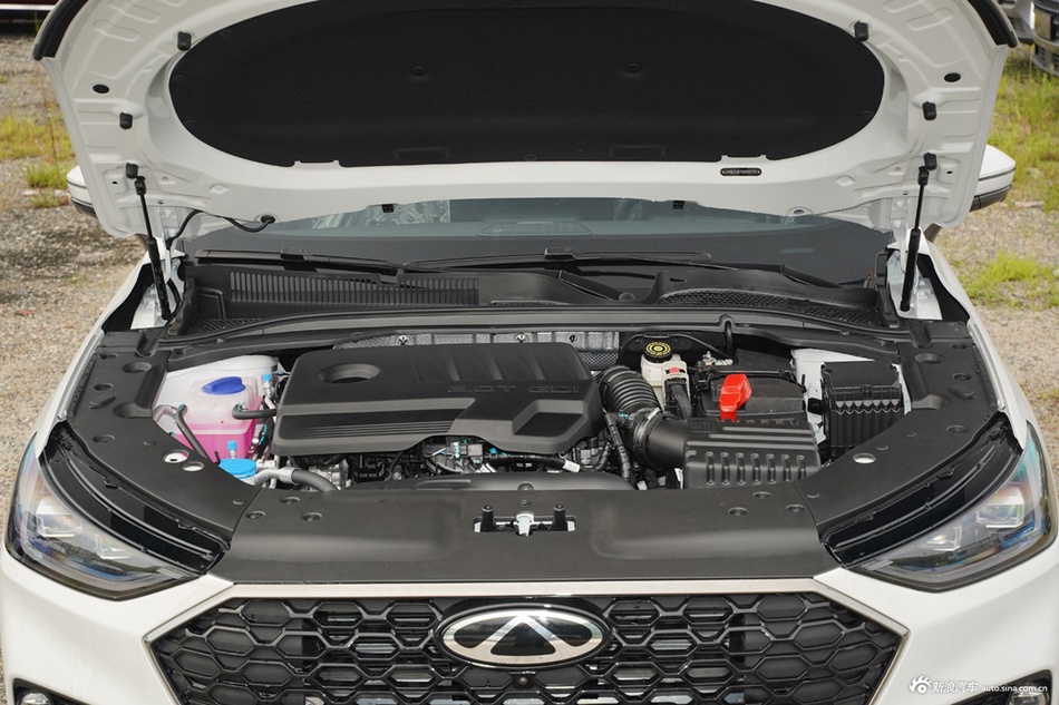 2025款艾瑞泽8 Pro 2.0T 尊享型