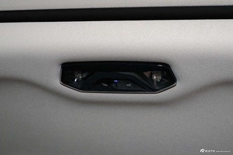 2023款宝马7系 740Li 领先型 豪华套装