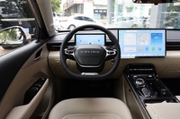 2024款五菱星光纯电 共创版 510 进阶型