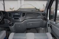 2023款图雅诺 2.0T自动都市版多功能 短轴低顶 后单胎5/6/9座