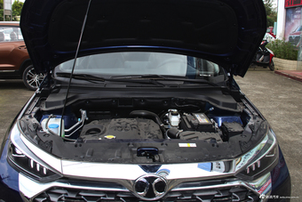 2018款北汽绅宝智行1.5T手动精英版 