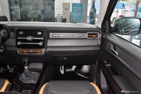 2025款宝典 2.5T手动柴油两驱长轴