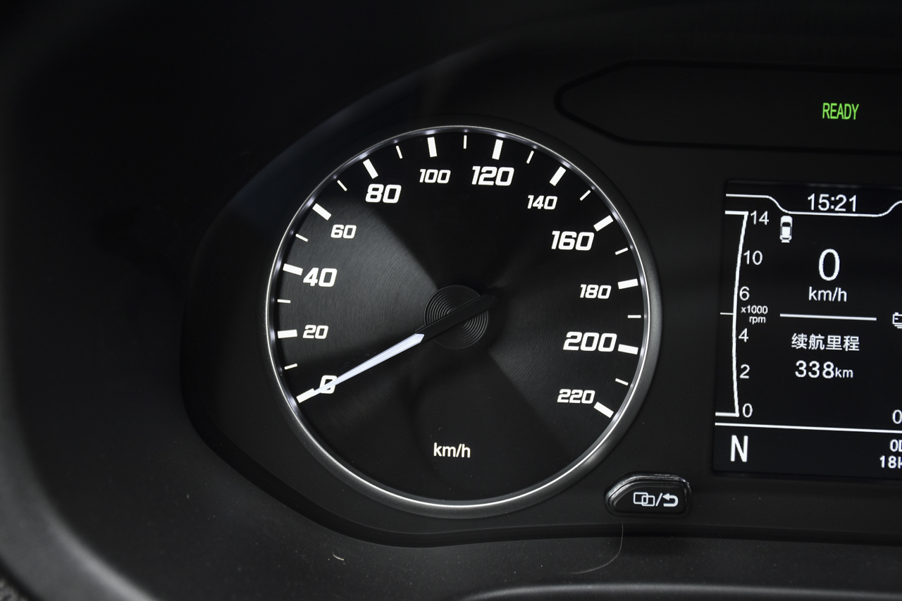 2019款瑞虎e 纵享版