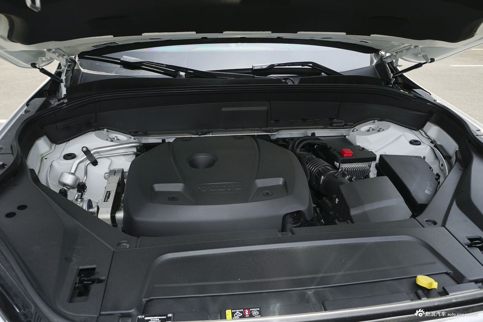 2019款沃尔沃XC90 2.0T自动T6智尊版7座