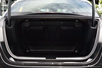 2024款奔驰E级 改款二 E 260 L