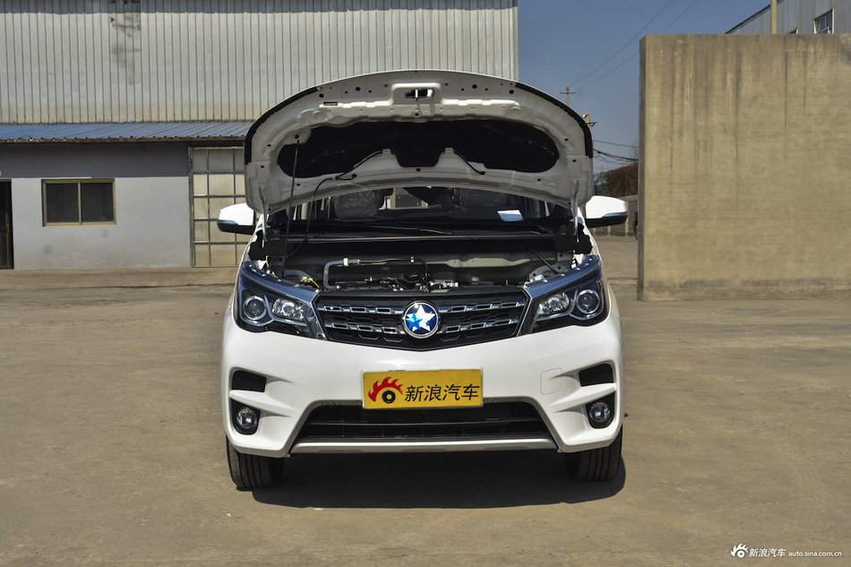 2017款启辰M50V 1.5L手动XV精英版