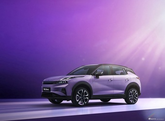 2025款领克06 Shero 1.5T 紫色特别版 官图