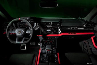 2026款Urus SE 4.0T Tettonero 特别版 官图