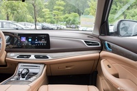 2024款蓝电E5 荣耀版 1.5L DE-i 100km尊享型 7座