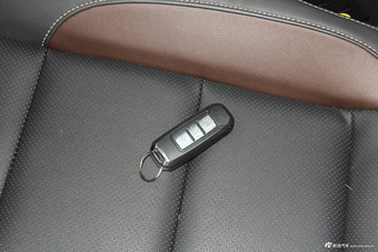 2018款斯威X7 1.5T手动尊贵型7座