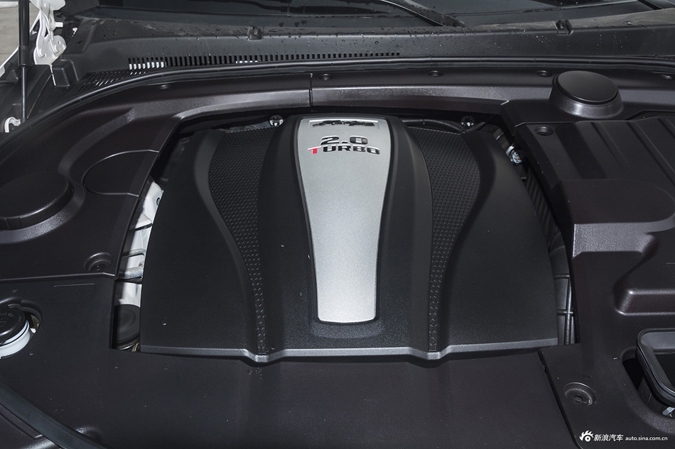 2017款众泰T700 2.0T自动尊贵型