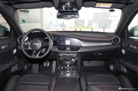 2024款Giulia 2.0T 280HP致敬传奇版