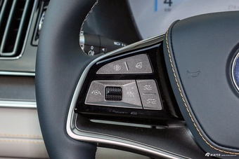 2024款比亚迪唐EV 荣耀版 730KM 尊享型