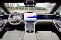 2024款腾势Z9插混 1100km四驱Ultra版