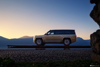 2025款仰望U8L 鼎世版 官图