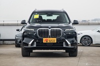 2023款宝马X7 xDrive40i 领先型豪华套装