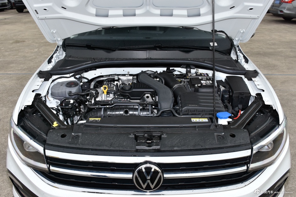 2025款宝来 改款 300TSI 双离合尊行版