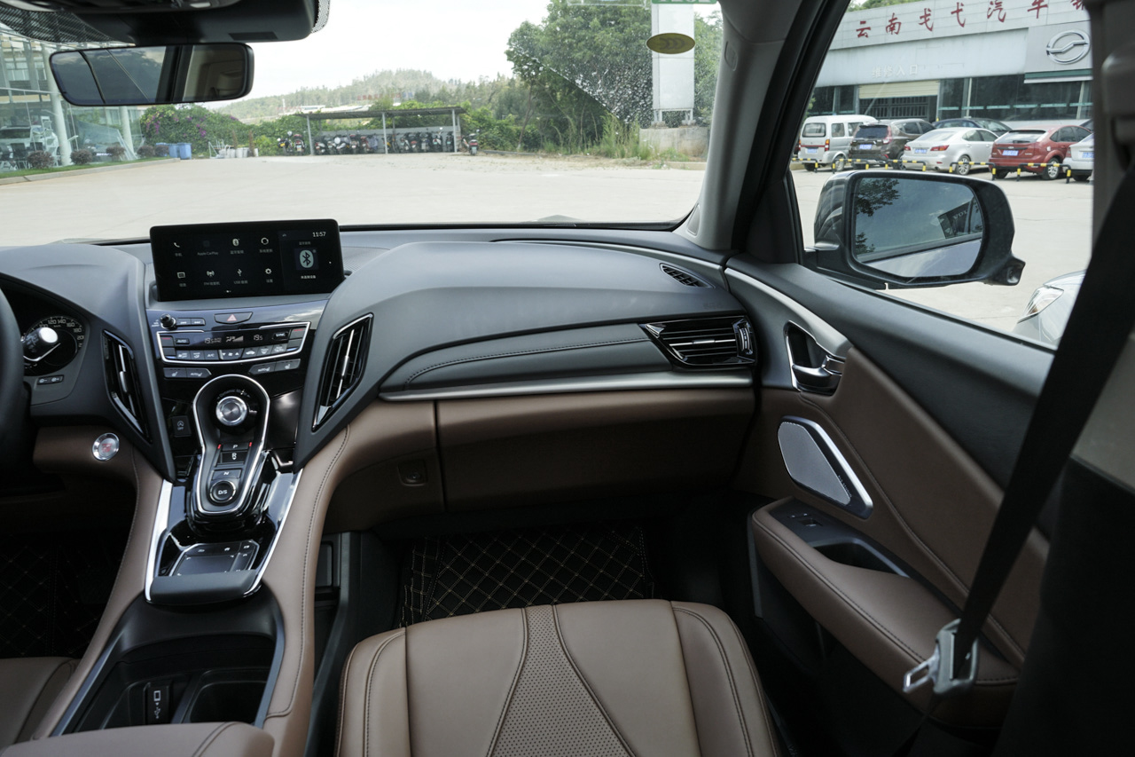 2019款讴歌RDX 2.0T自动尊享版