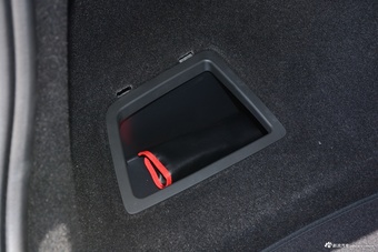2019款宝马7系740Li xDrive行政型豪华套装