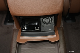 2019款奔驰E级改款2.0T自动运动豪华型300L