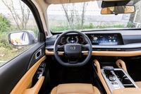 2022款长安览拓者 2.0T自动四驱汽油旗舰型标箱