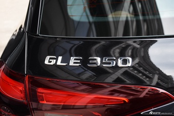 2024款奔驰GLE 改款 GLE 350 4MATIC 时尚型