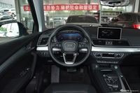2018款 奥迪Q5L 2.0T自动40 TFSI荣享时尚型