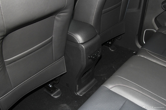 2018款斯威X7 1.8L手动舒适版7座