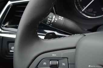 2020款凯迪拉克XT6 2.0T自动豪华型28T