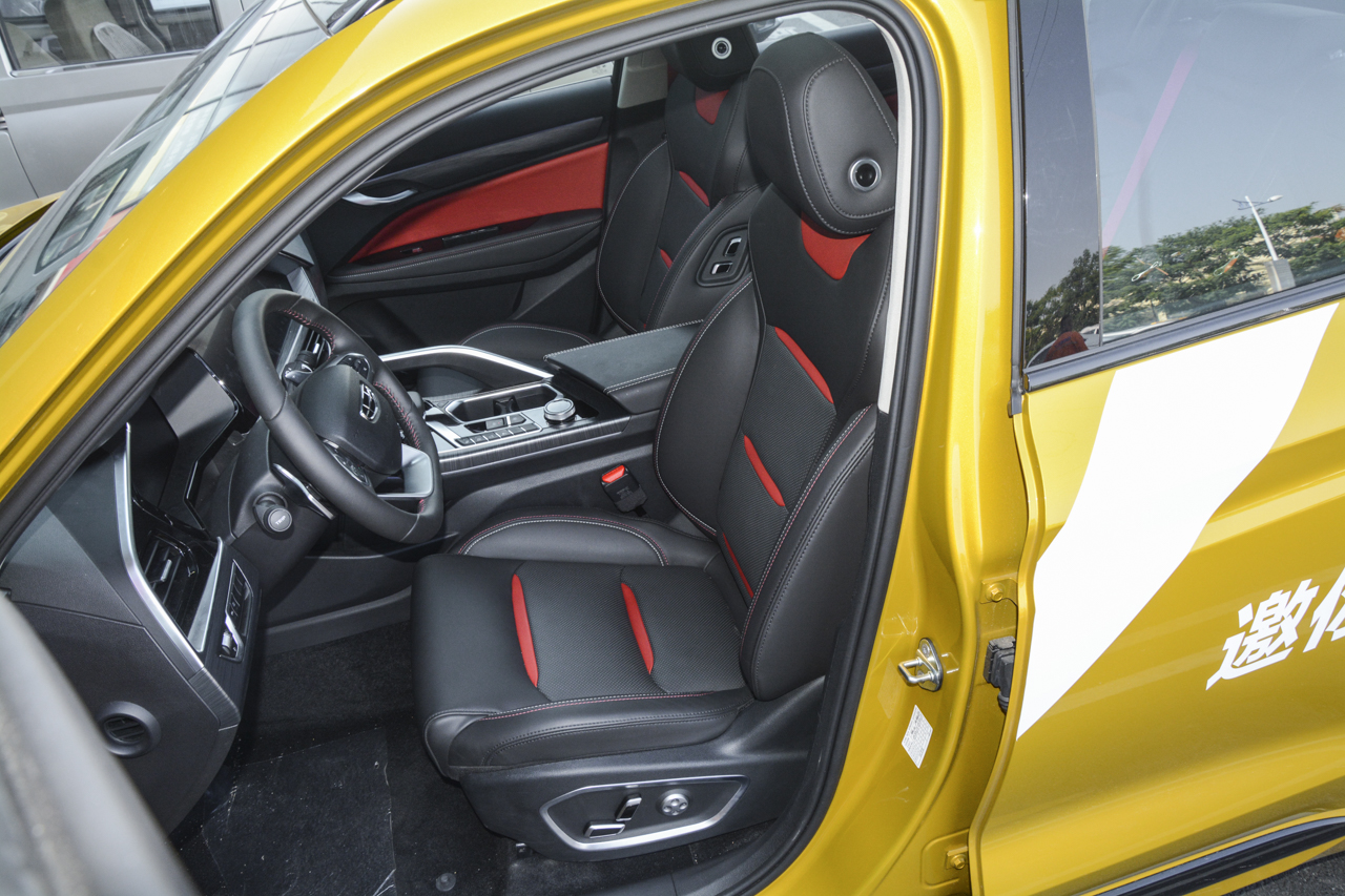 2019款吉利星越2.0T自动暗夜骑士限量版350T