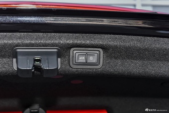 2024款奥迪A7L 45 TFSI quattro 奢享型
