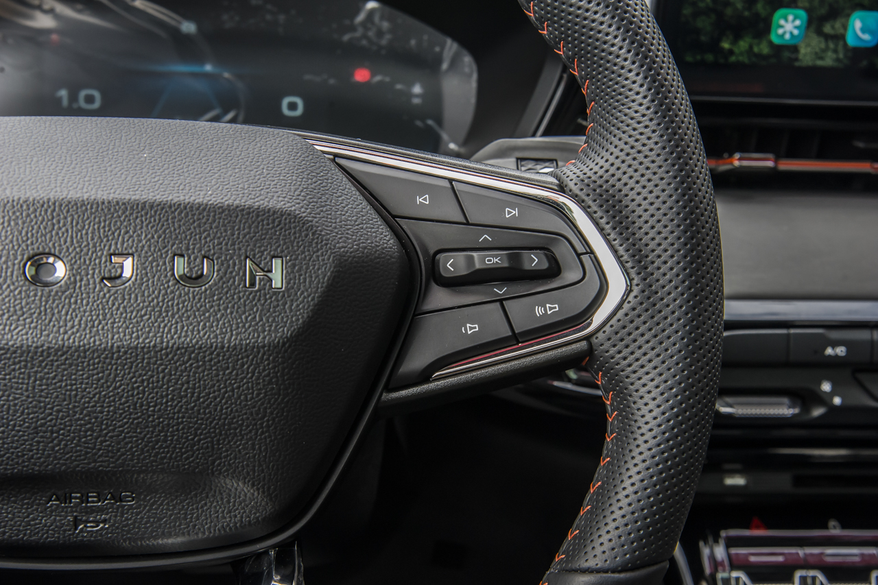 2020款宝骏RS-3 1.5L CVT 24小时在线豪华型