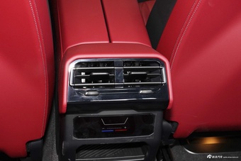 2026款宝马i5 eDrive 40L M运动套装