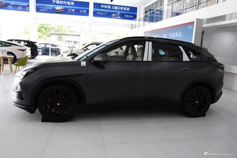 2025款极狐αT5 520 MAX