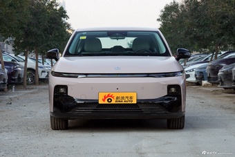 2025款零跑B01 550舒享版