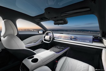 2025款银河E8 620km 四驱星舰激光雷达智驾版