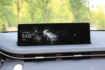 2023款捷尼赛思GV70 2.5T 四驱旗舰版