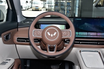 2025款五菱缤果S 325km 尊享款