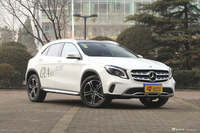 2018款奔驰GLA级 GLA200 1.6T自动时尚型