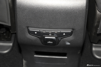 2018款斯威X7 1.8L手动舒适版7座