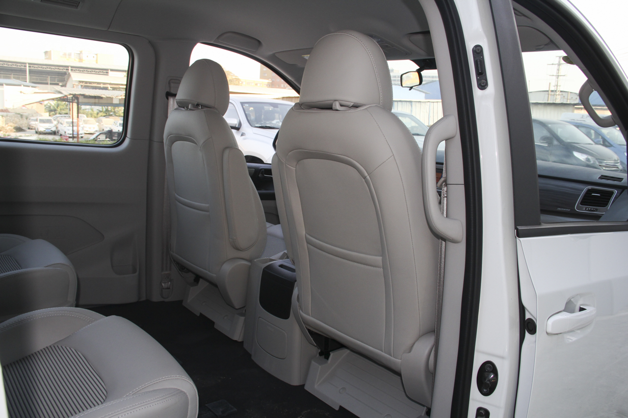 2018款上汽大通G10 PLUS 1.9T手动精英版柴油