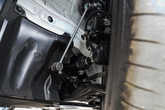 2024款雷凌 智能电混双擎 1.8L 骑士版