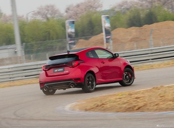 2025款GR YARIS 进化版 官图